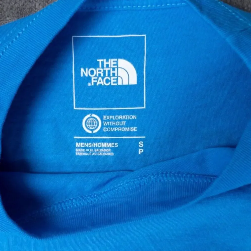 The North Face Mens Blue Graphic T Shirt Size Small Logo Short Sleeve Crew Tee